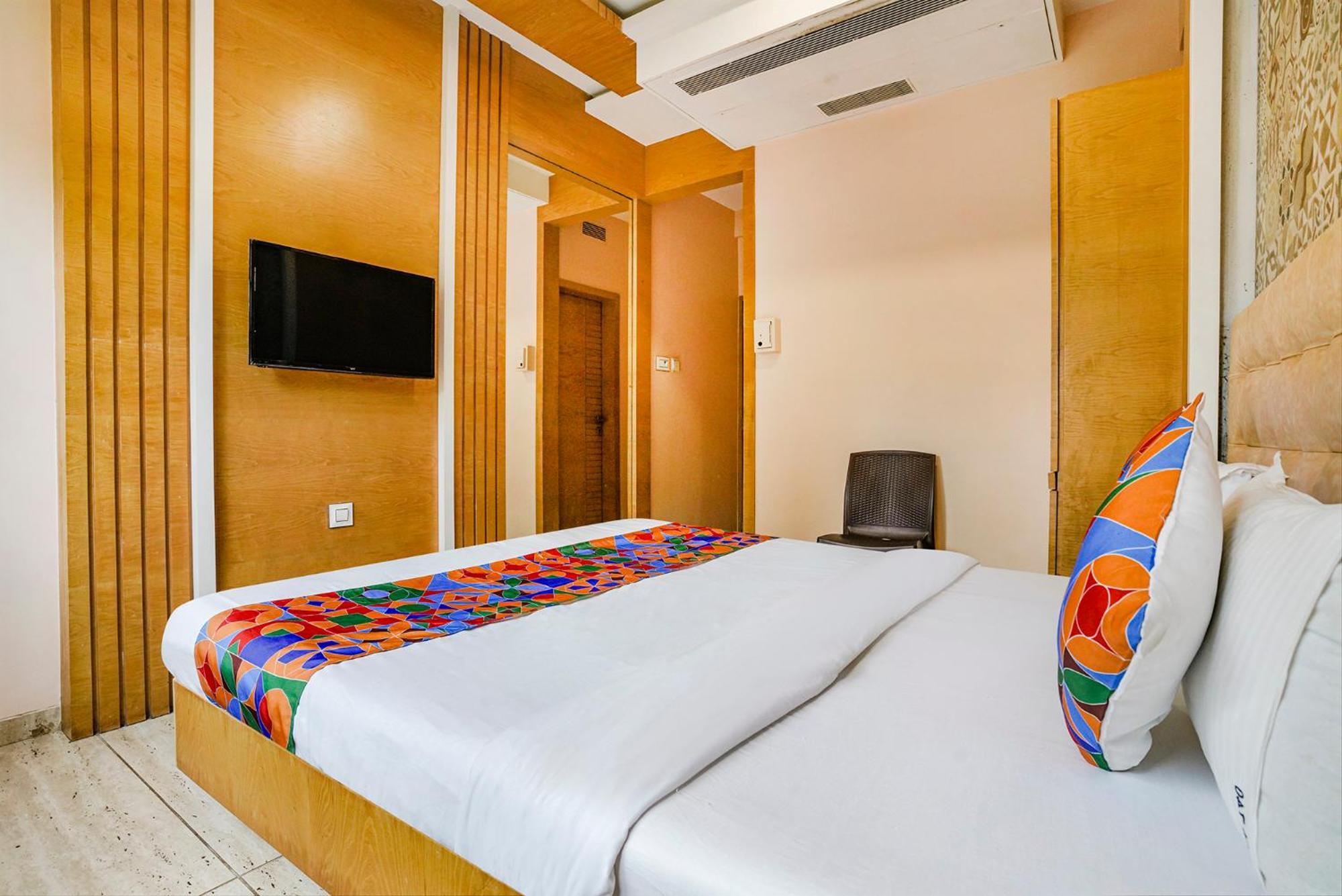 Fabhotel Neelkamal - Chembur Bombay Exterior foto